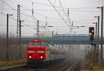 219 084 am 29.11.14 mit dem Harz Express nach Thale im Bf Erfurt Ost.