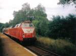 219 063-5 mit RB nach Weischlitz im Bahnhof Berga(Elster). Bild vom 12.08.99