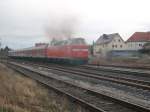 Hier eine 219,sie schiebt den Sonderzug von Heilbad Heiligenstadt ber Gotha nach Erfurt.Sie hat gerade den Bahnhof Bad Langensalza verlassen,Richtung Gotha.