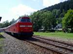 BR 219 im Bhf Katzhtte, 110 Jahre Schwarzatalbahn am 14.8. 2010