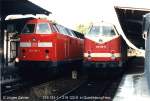 Familientreffen: 219 183-1 + 219 122-9 im Bahnhof Quedlinburg/Harz im Sommer 2002
