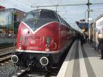 V 200 033 der Hammer Eisenbahnfreunde bei einem Zwischenstopp in Bielefeld. 29.05.2011.