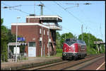 Die Hammer Museumslok V 200033 kam am 29.4.2007 um 15.54 Uhr solo in Richtung Hamm fahrend durch den Bahnhof Hasbergen.