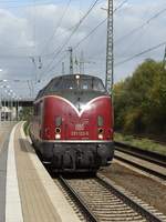 LZ steht die EFW 221 122-5 in Hürth-Kalscheuren am heutigen 3.10.2018.
Die Maschine ist ein optischer Leckerbissen und auch die Maschine zeigte beim Anfahren einen guten Zustand.