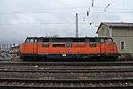 Seitenportrait von der BEG 221 135-7, als sie am 17.01.2015 in Richtung Abstellung bei der alten Eilgutrampe in Müllheim (Baden) rollte.