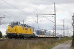 EGP 221 106-8 mit drei niederländischen Flirts in Dedensen Gümmer, am 05.10.2016.