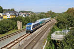 Alex 223 081 rollt mit einem RE2 (Hof Hbf - München Hbf) durch den Bahnhof Oberkotzau. (12.09.2023)