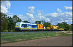 BEACON 223 054 mit einem Kranzug am 01.09.2026 bei Th�ngersheim im Maintal.
