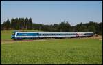 Diese Lok der Baureihe 223 zieht ihren ALEX-Zug nach Oberstdorf/Lindau. Aufgenommen am 18.08.2008 bei Riedles.