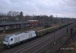 Eurorunner mit Holzzug von der Heidebahn kommend am 20.12.2008 in Buchholz ankommend zu Personalwechsel und Umsetzen