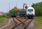 Whrend die Holzverladung in vollen Gngen ist, hat die Ola Ausfahrt  in Richtung Ueckermnde. - Torgelow den 17.05.2013
