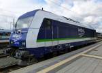 BR 223, Diesellok der IntEgro, einem Eisenbahnverkehrsunternehmen mit Sitz in Sachsen, beim Halt im Bahnhof von Hof, Aug.2014