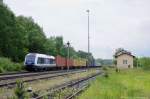 223 152 (92 80 1223 152-0 D-PRESS) mit Containerzug am 31.05.2013 in Weiherhammer