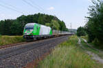 223 101 SETG mit einem leeren Holzzug bei Postbauer-Heng Richtung Nürnberg, 09.08.2020