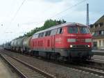 225 006 war am 05.06.2007 mit ihrem Spritzzug in Mannheim Friedrichsfeld am anderen Ende hngt 225 059