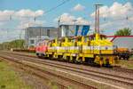 225 133-8 smr mit vier Henschel Opelloks in Hilden, Mai 2021.
