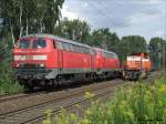 225 082-7 mit Schwestermaschiene begegnet mir ihrem leeren Stahlbrammenzug der RBH 808 (Mak 1206 Bj.1998) kurz vor Gelsenkirchen Bismarck.