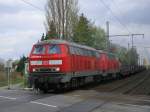 225 081-9 und 225 xxx mit GZ , beladen mit Stahlblcken am
B Bochum Nokia in Richtung Bochum.(16.04.2008)