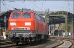 225 028 und 225 024 fuhren diesen Gz von Montzen kommend aus Richtung Rothe Erde nach Aachen West. Die Loks wurden spter in KAW abgestellt. Aufgrund des vorfahrenden RE4´s musste der Zug in Aachen Hbf einen kleinen, unfreiwilligen Zwischenhalt einlegen. 6.4.2009