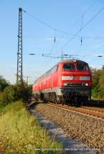 225 029-8 (DB) fhrt am 7. September 2009 um 18:28 Uhr zusammen mit 225 xxx-x durch Duisburg Obermeiderich