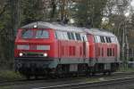 DB 225 099 und 225 006 durchfahren am 18.11.09 Ratingen-Lintorf