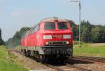225 028-0 und 225 117 in Tling am 01.08.2011