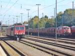 Am 29.09.2011 steht155 089-6 zusammen mit 185 273-0 und 186 334-9 in Einsiedelerhof nebenbei rangiert 225 015-7 mit einen Gterzug  