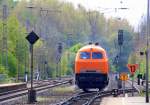 Ein Nachschuss von der BBL 19 (225 100-7) BBL Logistik GmbH kommt als Lokzug die Kohlscheider-Rampe hoch aus Richtung Neuss und fährt in Richtung Aachen-West und fährt durch Kohlscheid bei schönem Frühlingswetter am 19.4.2014