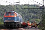 NbE Rail 225 071 am 5.8.13 mit einem Schwellenzug bei Bauarbeiten auf der S6 in Essen-Werden.