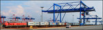 225 803-6 mit Ihrem Containerzug im KV-Terminal am Jade-Weser-Port.