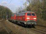 225er Tandem , voraus die 225 008-2 mit Güterzug ,beladen mit Formstahl in Bochum Hamme.(25.02.2008)