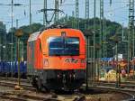 1216 903 von RTS kommt am 06.08.2012 nach einer Schubhilfefahrt auf der Montzenroute von Aachen West zum Gemmenicher Tunnel zurck und setzt sich nun vor einen Getreidezug, den sie kurze Zeit spter Richtung Kln ziehen wird. Rechts im Hintergrund steht Nohab NY-1138 mit einem Niederbordwagenzug der mit Altschotter beladen wird.