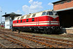 228 141-8 (118 141-1 | DR V 180 141) des Sächsischen Eisenbahnmuseum Chemnitz-Hilbersdorf e.V. (SEM) steht anlässlich des 28. Heizhausfests im SEM.
[25.8.2019 | 13:56 Uhr]