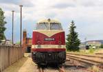 118 552-6 (ITL) ist am 22.06.19 im BW Sonneberg zu sehen.