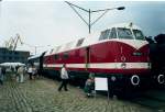 118 118 im Juli 1998 auf einer Lokausstellung in Wismar.Die Lok war einst im nahgelegenden Bw Rostock Zuhause.