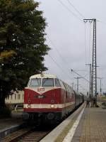 MEG 207 und 52 8154-8 kommen vom Berkaer Bahnhof in Weimar und fahren nach kurzem Aufenthalt weiter zum Bw.