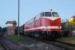 Am 21.08.2010 fand traditionell zum Auftakt des Chemnitzer Heizhausfest im Schsischen Eisenbahnmuseum eine Nacht-Fotoveranstaltung statt. 118 782-2 stand dabei etwas abseitz und wurde mit den letzten Sonnestrahlen abgelichtet.