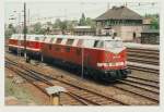 228 782 und Schwesterlok im Bahnhof Elsterwerda 1992