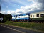 Rennsteigbahn 12.06.2011 BR 228 758-9 Ausfahrt Hinternah in Richtung Schleusinger-Neuendorf. Schnappschuss whrend der Fahrt aus dem  Auto heraus.