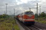 LOCON 301 (228 656-5) mit einem sehr langen Bauzug in Braunschweig.