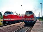 zwei ungleiche Schwestern treffen sich am 6.Mai 1994 im Bahnhof Mengersgereuth-Hmmern