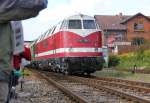 Als Untersttzung am Zugschluss des Sonderzuges nach Dresden mit der 18 201 hing noch 118 770-7. Aufgenommen am 01.9.2012 an den 18. Meininger Dampfloktagen.
