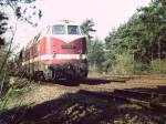 Als ich 118 305 vor ihrem Gterzug bei Grunewald im Mai 1981 aufnahm, war sie im  Bw Grunewald beheimatet.