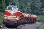 CRS 228 321 am 13.8.13 mit einem Schotterzug bei der Baustelle zwischen Essen-Werden und Essen-Hügel.