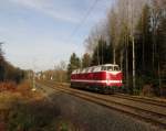 Rückfahrt der 118 770-7 der MTEG in der Novembernachmittags Sonne nahe Plauen am 22.11.2014