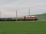 EBS 118 757-4 als Schlusslok am DPE 75946 von Meiningen nach Weimar, am 11.04.2015 in Haarhausen.