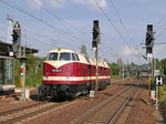 118 552 in Farbgebung Deutsche Reichsbahn kommt durch Pirna Richtung Dresden, 26.09.2016
