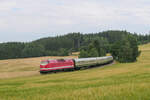 CLR 229 181 mit Saale-Sormitz-Express nach Erfurt Hbf am 24.07.2021 in Heinersdorf.