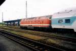 229 147-4 mit RB nach Weimar in Glauchau(Sachs). Hier im September 1999. (eingescannt)