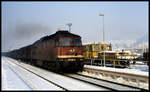 232135 fährt hier mit einem Güterzug in Richtung Nordhausen am 3.2.1993 um 10.12 Uhr durch den Bahnhof Uder.